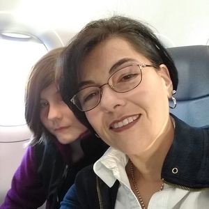 Meet your Posher, Claudia